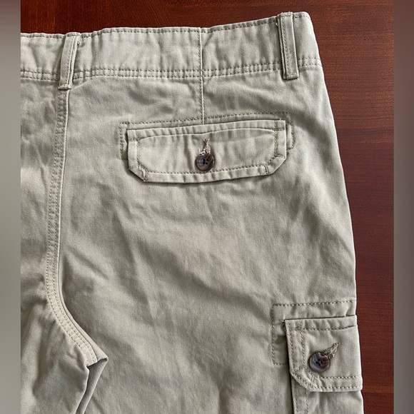 Urban Pipeline Khakis Cargo Shorts - Picture 9 of 16